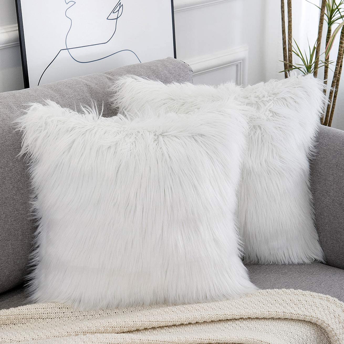 Fluffy Scatter Cushions - Petals Trends